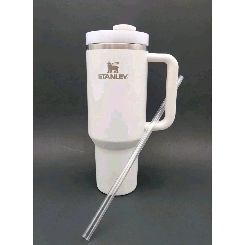 Stanley Quencher 40 oz Tumbler White/Gray NWOT New Straw. READ - Picture 1 of 10